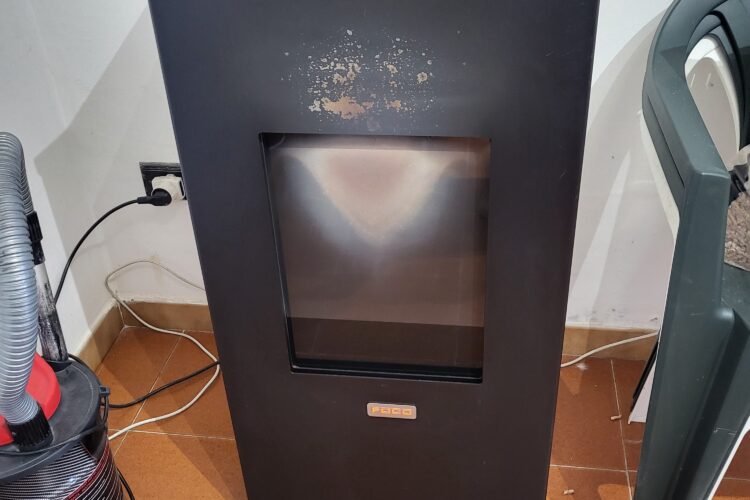 Foco Stufa a Pellet con Telecomando: Perché Non Comprarla